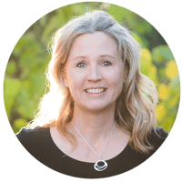 Deb Kubiak headshot